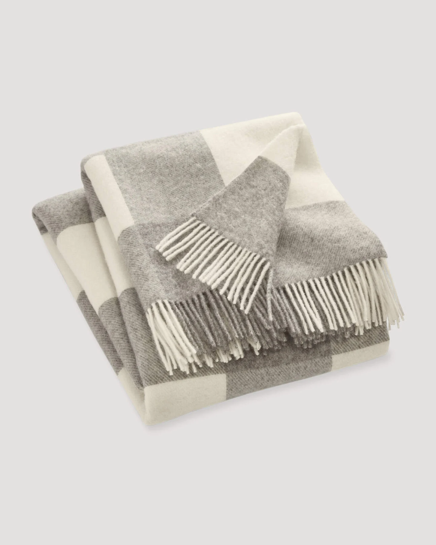 hessnatur Plaid ANTONIA aus Bio-Lambswool - grau - Größe 130x180 cm – Ansicht 2