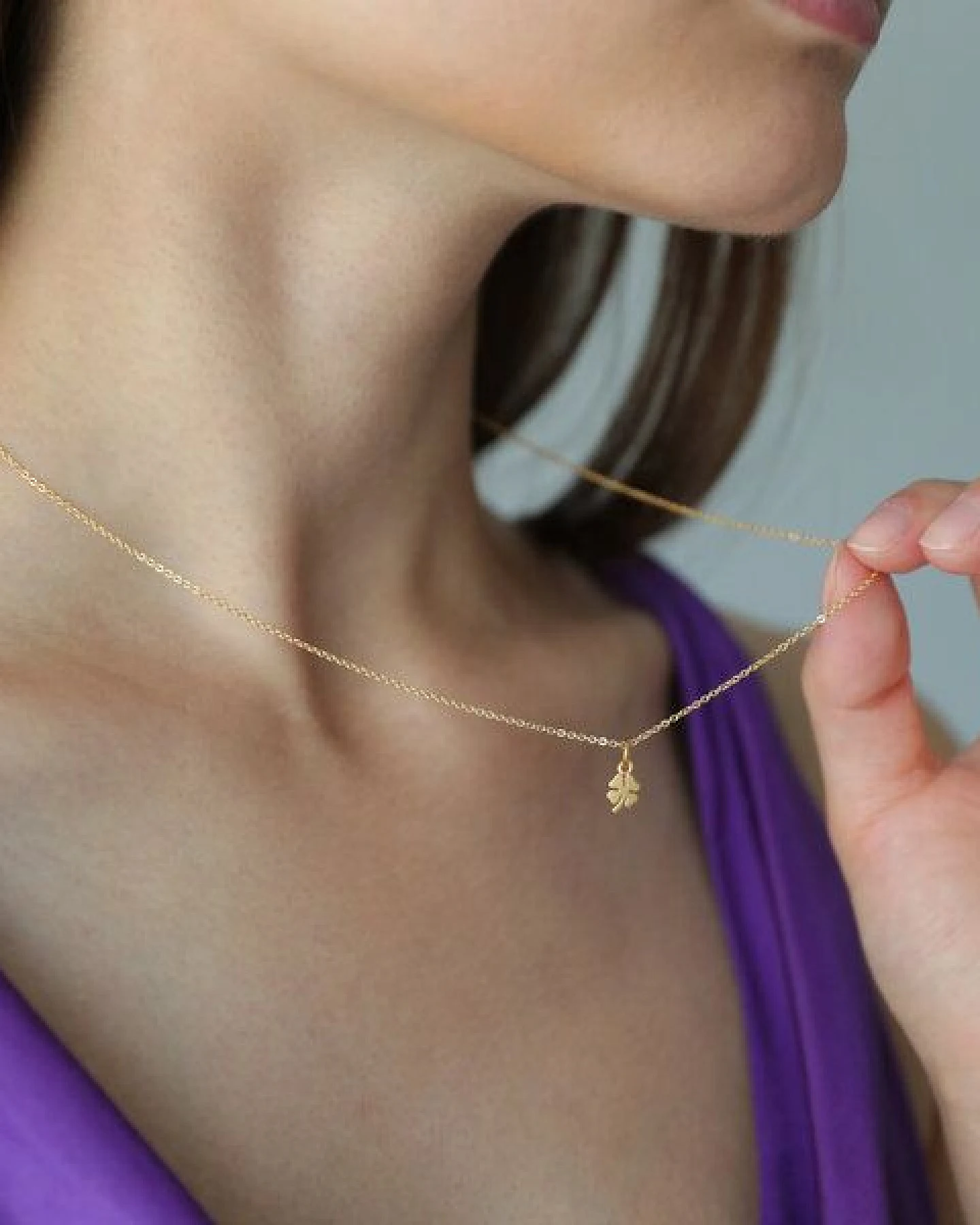 BELLYBIRD Jewellery Halskette - kleines Kleeblatt, 925 Sterlingsilber, vergoldet – Ansicht 4