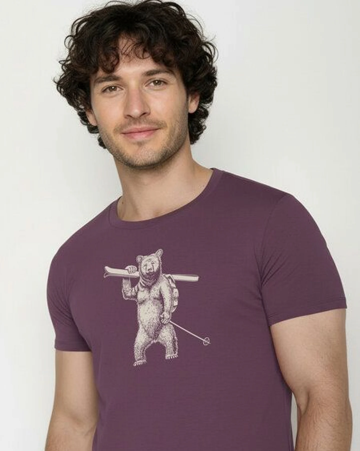 GREENBOMB Ski Bear Guide - Sportliches T-Shirt aus Bio-Baumwolle / hochwertiger Print / GOTS / Fair & Vegan – Ansicht 2
