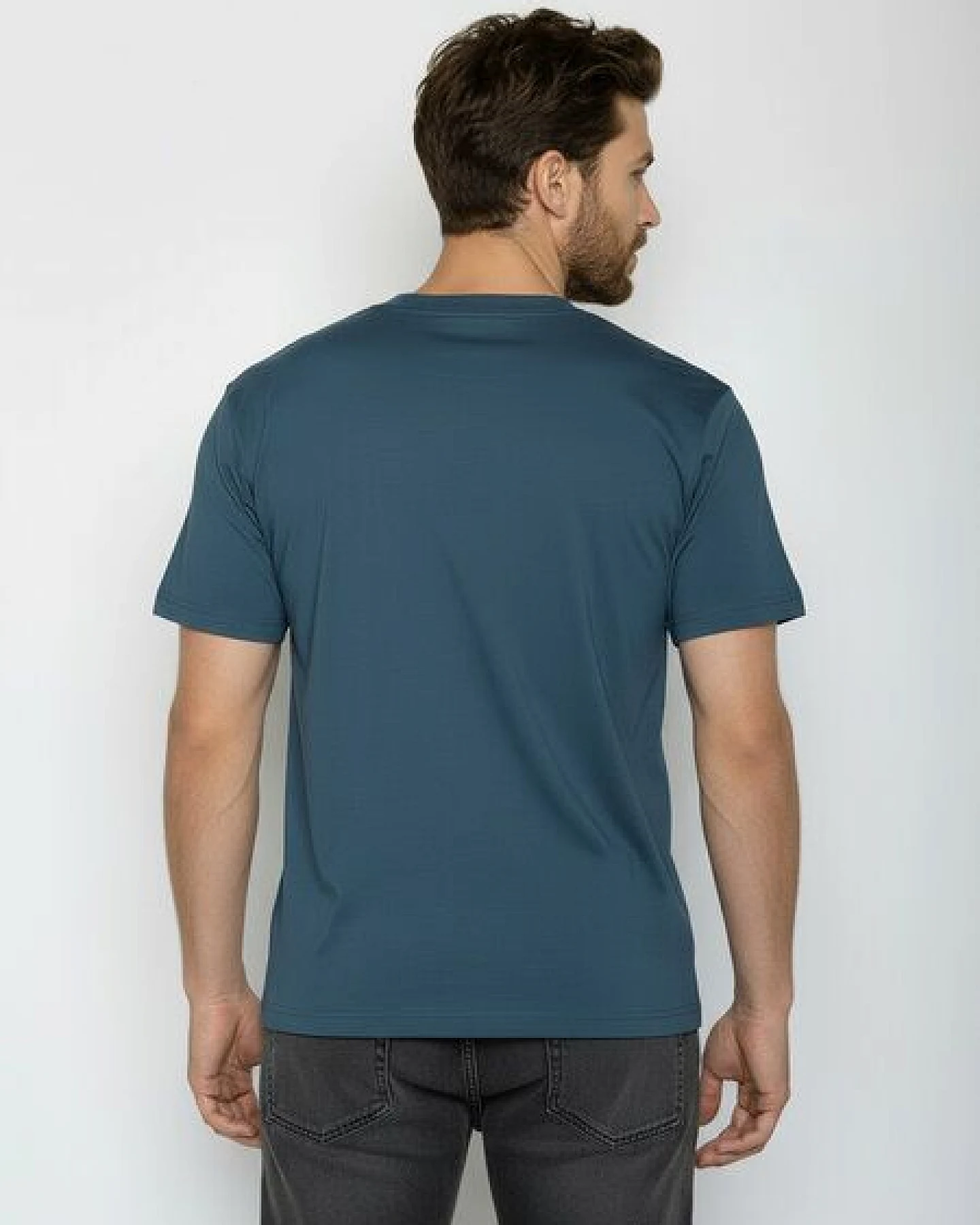 GREENBOMB Smokey Walrus Fusion - Lässiges Oversize-T-Shirt aus Bio-Baumwolle / hochwertiger Print / GOTS / Fair & Vegan – Ansicht 4