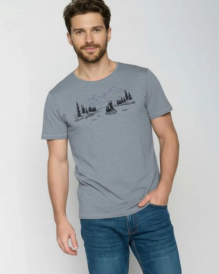 GREENBOMB Bear River Spice - Sportliches T-Shirt aus Bio-Baumwolle / hochwertiger Print / GOTS / Fair & Vegan