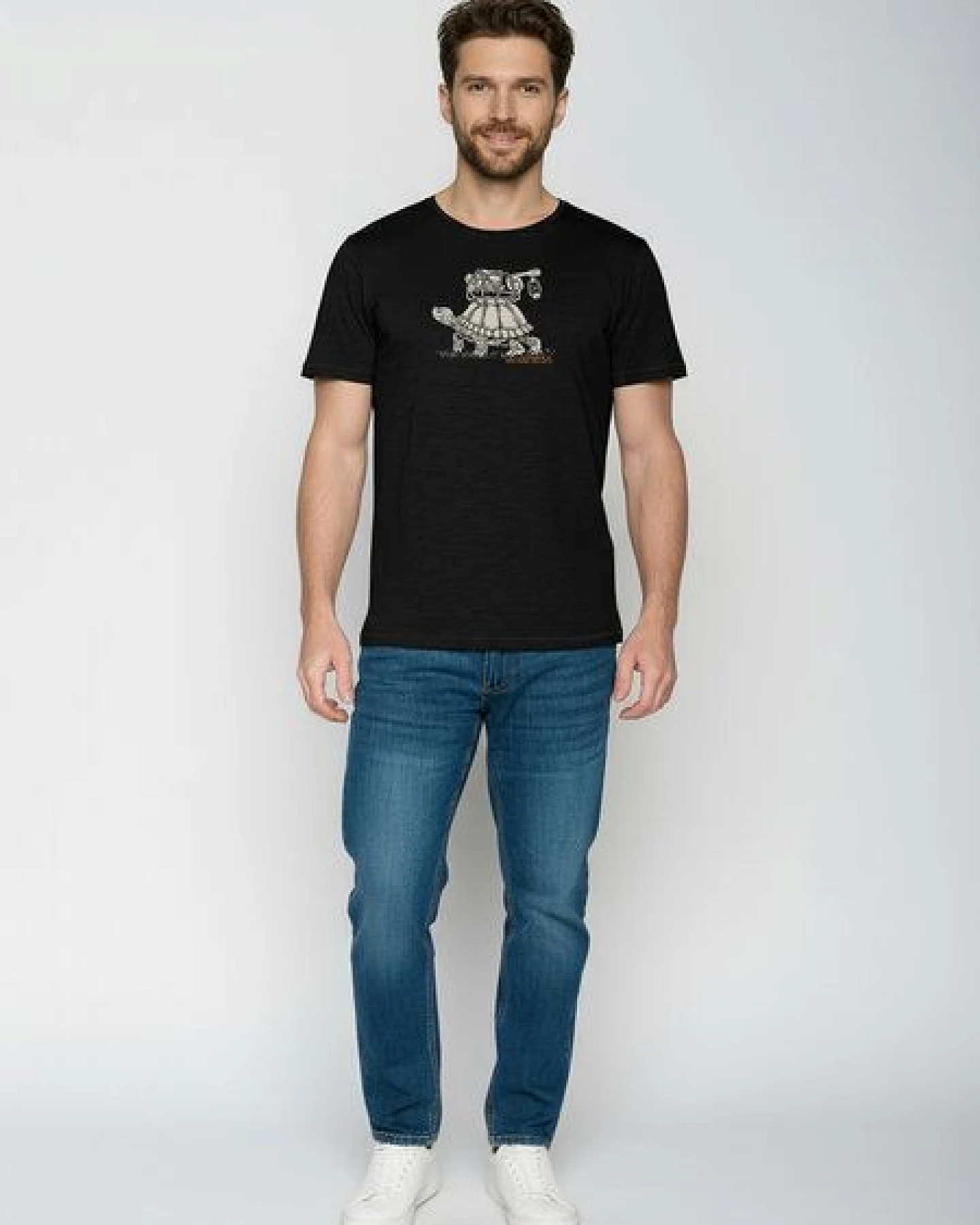 GREENBOMB Turtle Walk Spice - Sportliches T-Shirt aus Bio-Baumwolle / hochwertiger Print / GOTS / Fair & Vegan – Ansicht 3