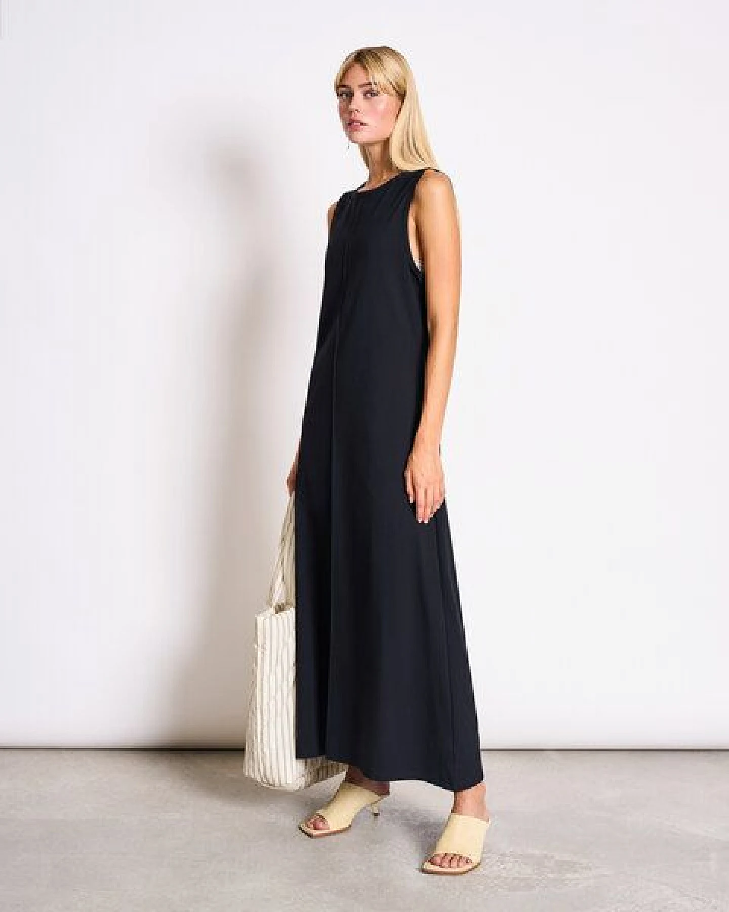JAN N JUNE Ärmelloses Maxikleid CALIA aus Baumwolle – Ansicht 2