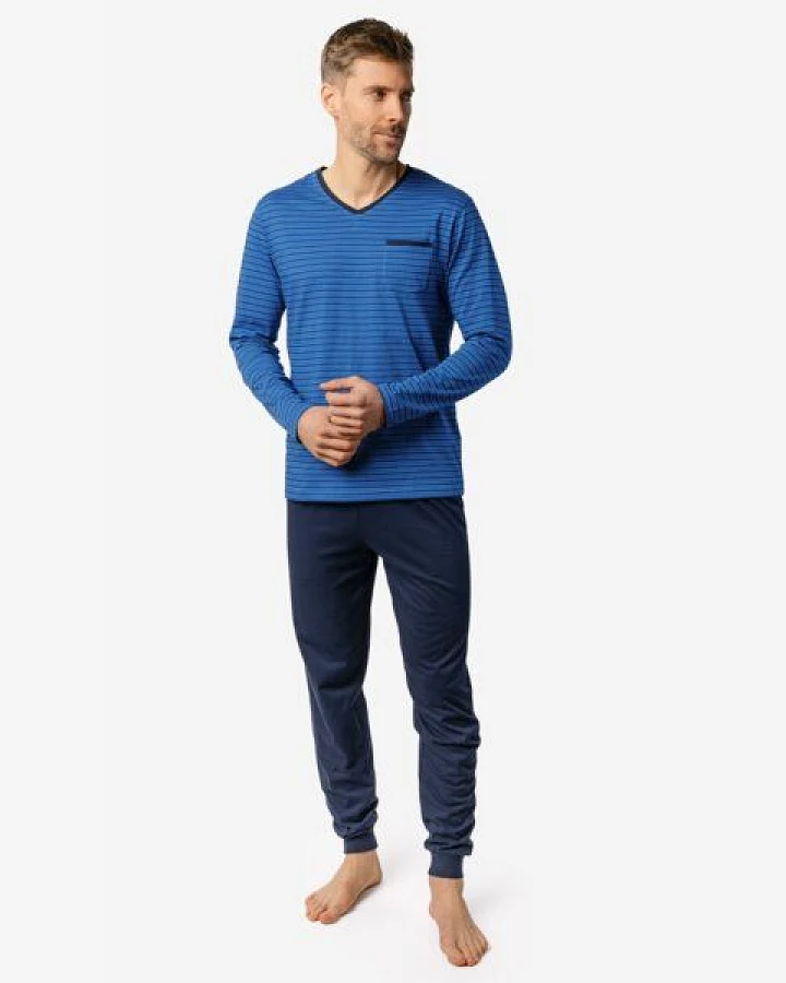 Blau