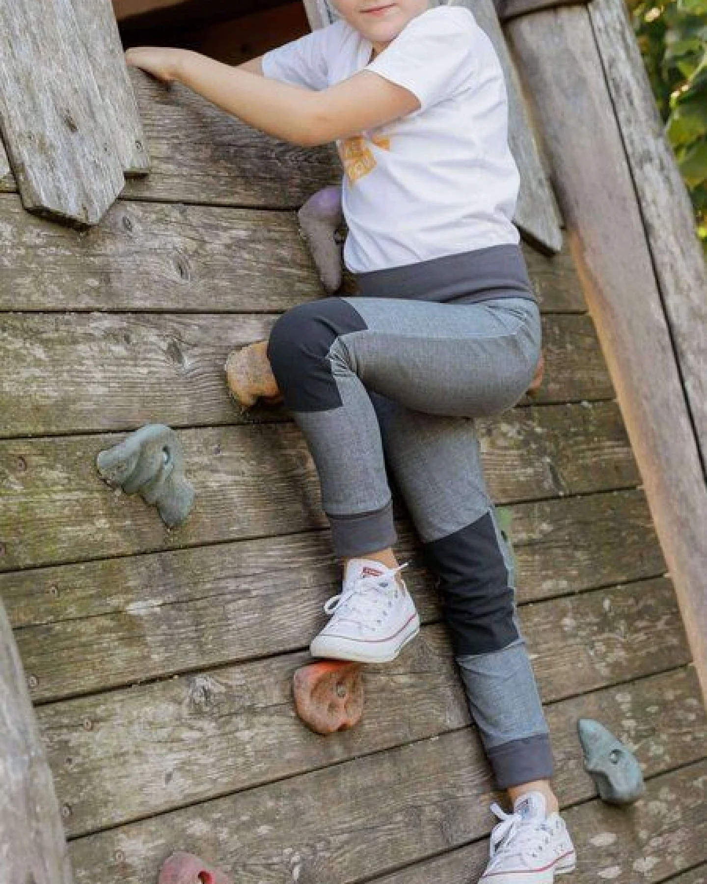 Babbily Robuste Kinderleggings mit verstärkten Knien - mitwachsend. Jeans Optik – Ansicht 2