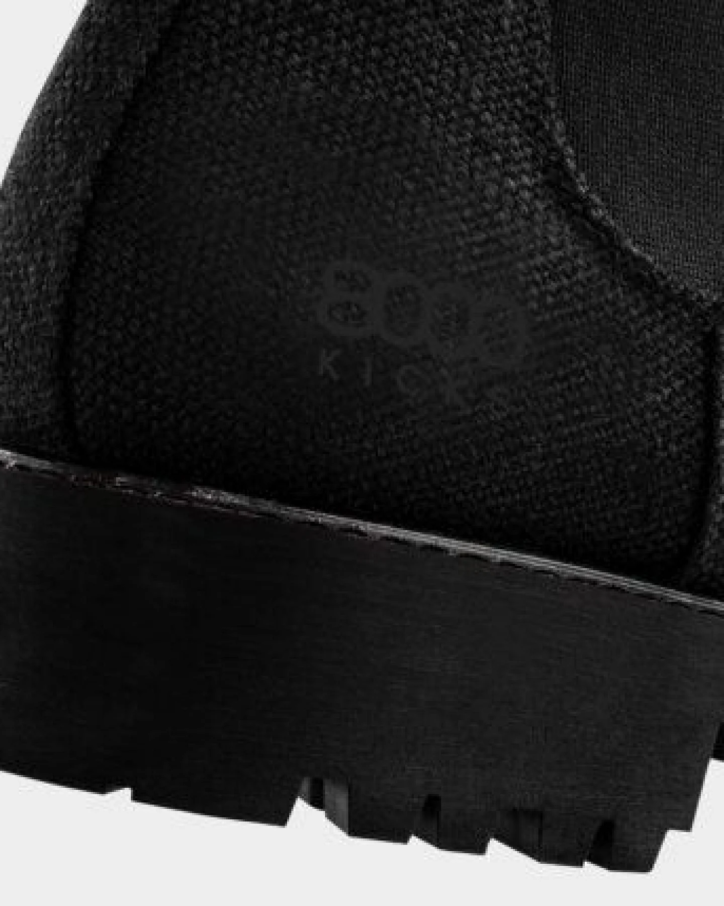 8000Kicks Der Crossover-Hanf-Chelsea in komplett Schwarz – Ansicht 3