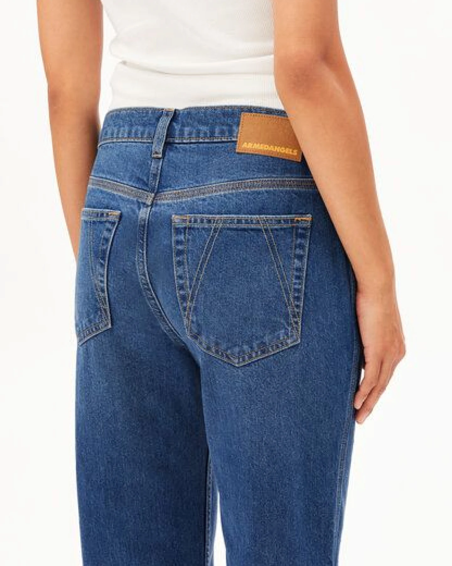 ARMEDANGELS AAVELINE Damen Straight Jeans recycelte Baumwolle – Ansicht 3