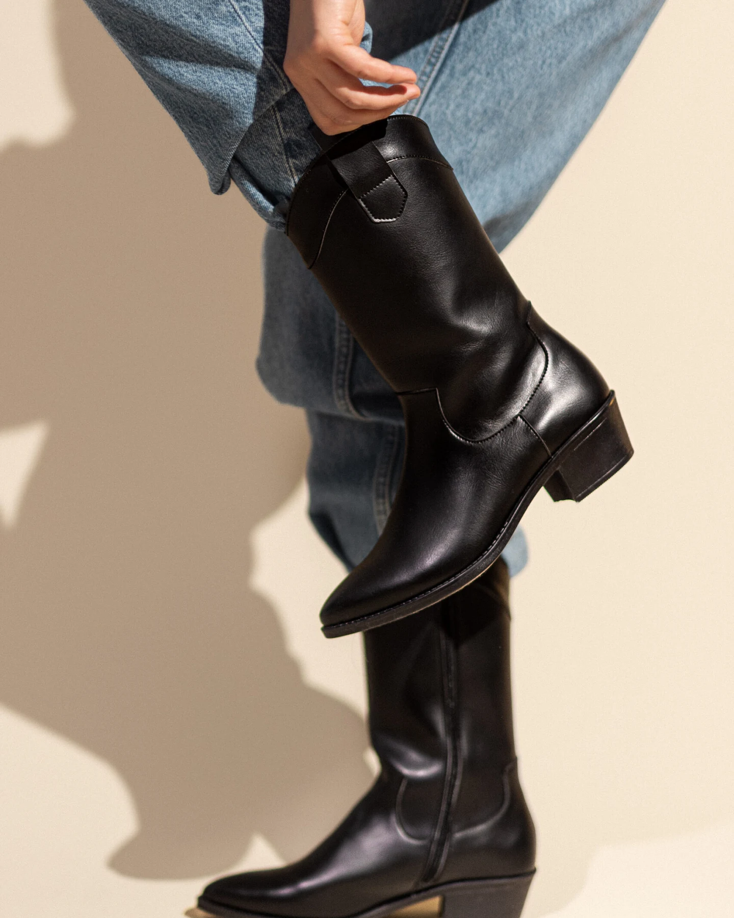 AGAZI Damen vegan Cowboy Stiefel Carmen Schwarz – Ansicht 2