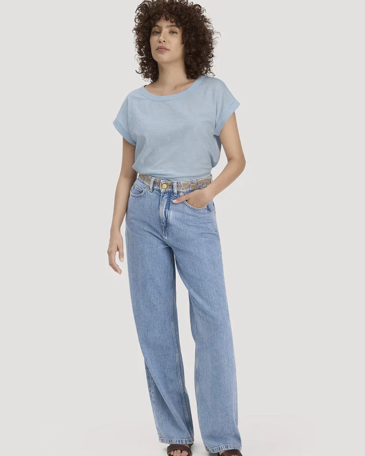 hessnatur Damen Jeans ALVA Wide Leg Embroidery aus Bio-Baumwolle mit TENCEL™ Lyocell - blau - Größe 26/34