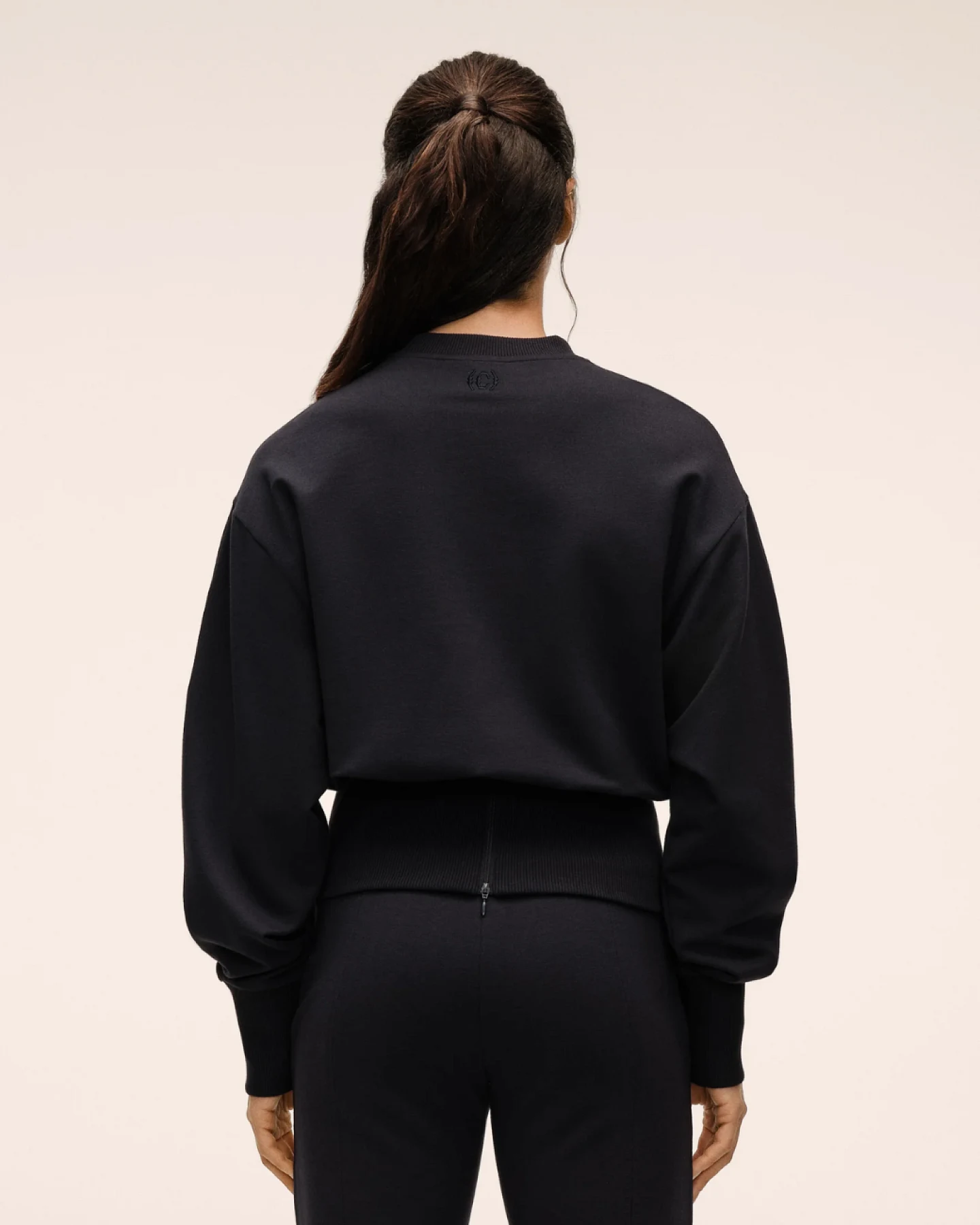 Casall Terry Silhouette Crew - Core Blue L – Ansicht 2