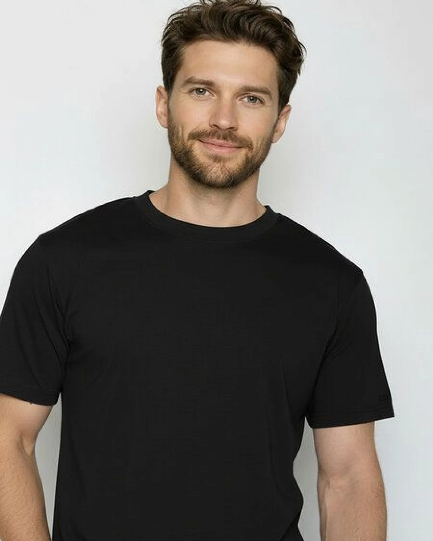 GREENBOMB Basic Fusion - Lässiges Oversize-T-Shirt aus Bio-Baumwolle / GOTS / Fair & Vegan – Ansicht 2