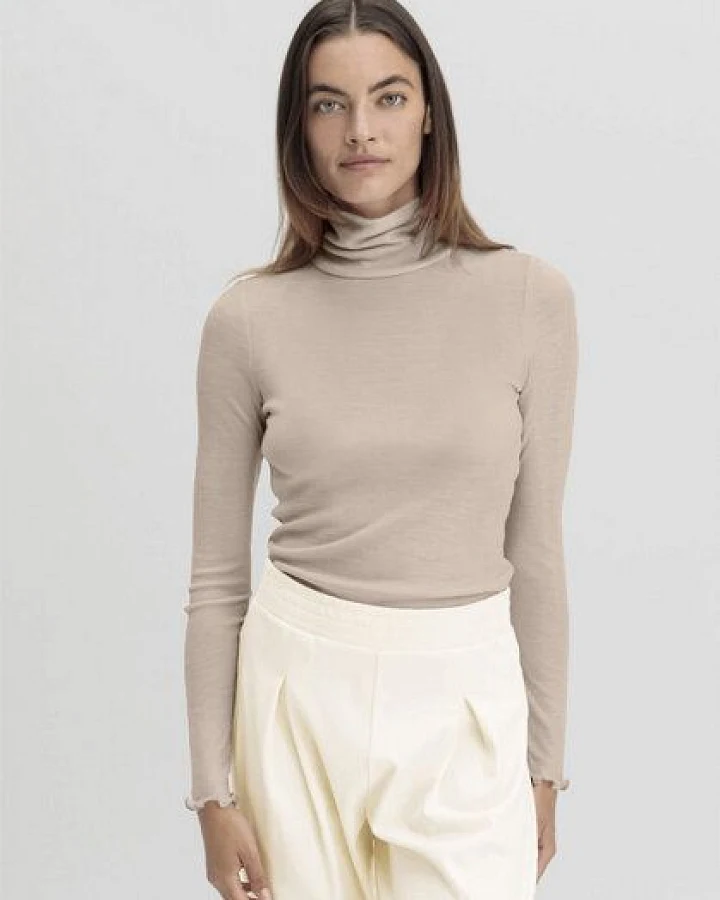 hessnatur Longsleeve mit Rollkragen Fitted WARM TOUCH aus Bio-Merinowolle und TENCEL Lyocell