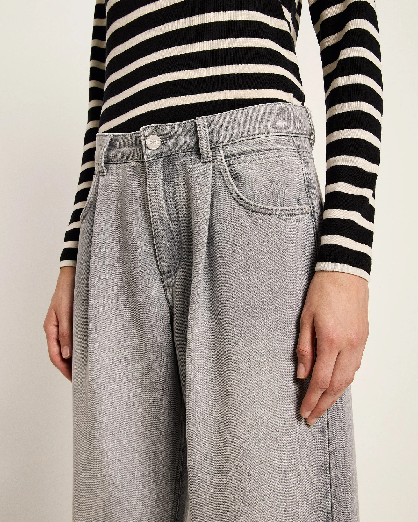 Marlenejeans mit Bundfalte (GOTS) – Ansicht 3