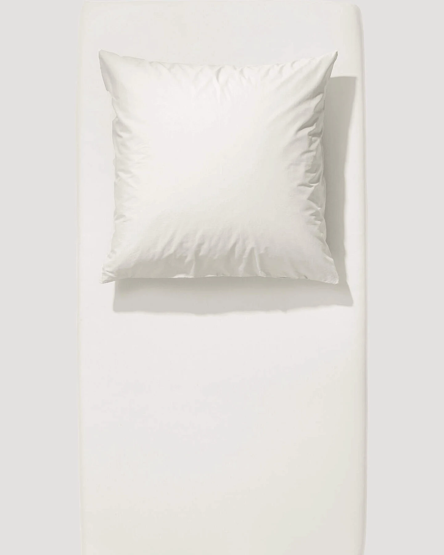 hessnatur Jersey Spannbettlaken aus Bio-Baumwolle - weiß - Größe 180x200x40 cm – Ansicht 2