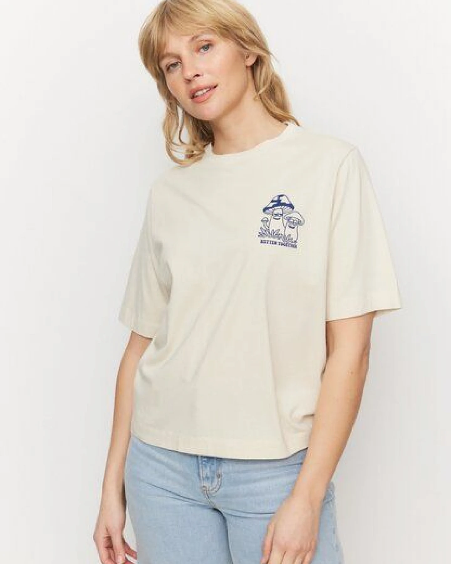 Damen T-Shirt aus Bio-Baumwolle - AZOLLA BETTER TOGETHER - recolution – Ansicht 3
