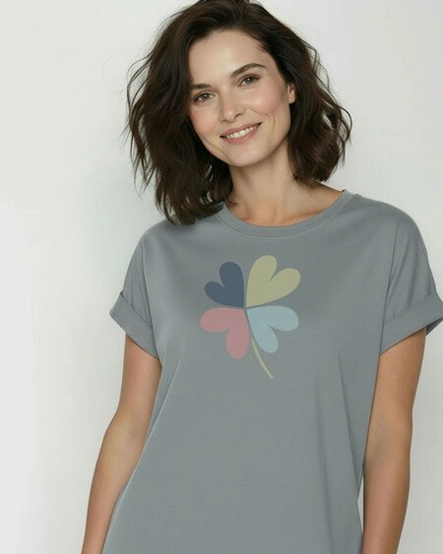 GREENBOMB Clover Loony - Sportliches T-Shirt aus Bio-Baumwolle mit Rollup Sleeve / hochwertiger Print / GOTS / Fair & Vegan – Ansicht 2