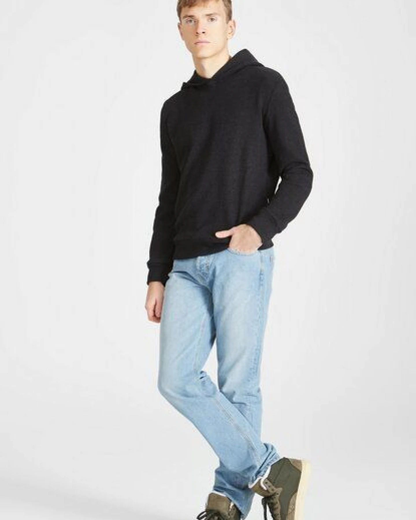 Givn Berlin Herren Hoodie aus recycelter Baumwolle "Ray" – Ansicht 2
