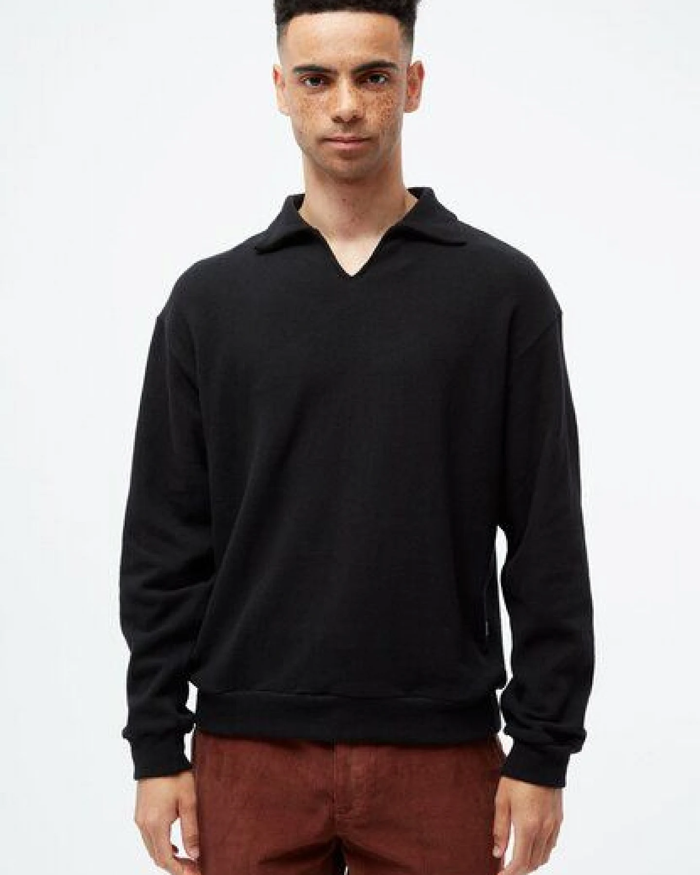 Givn Berlin Sweater GBBELA aus recycelter Baumwolle mit Kragen – Ansicht 2