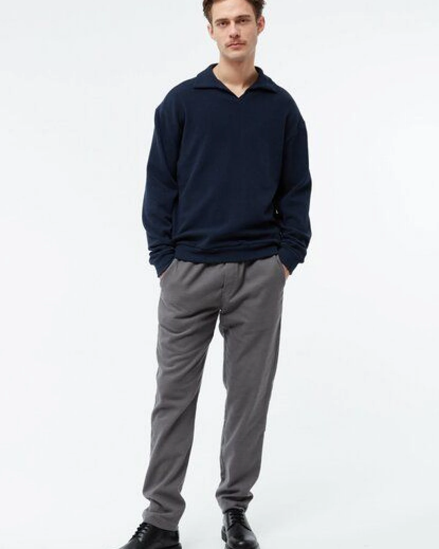 Givn Berlin Sweater GBBELA aus recycelter Baumwolle mit Kragen – Ansicht 2