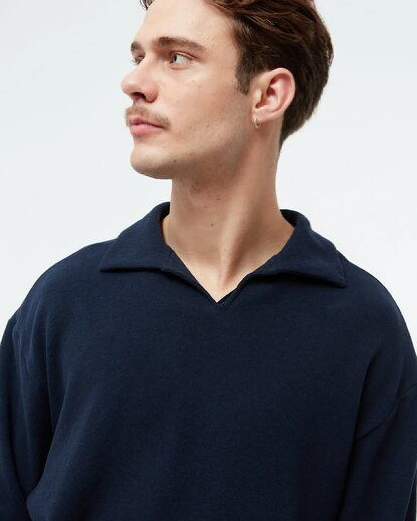 Givn Berlin Sweater GBBELA aus recycelter Baumwolle mit Kragen – Ansicht 4