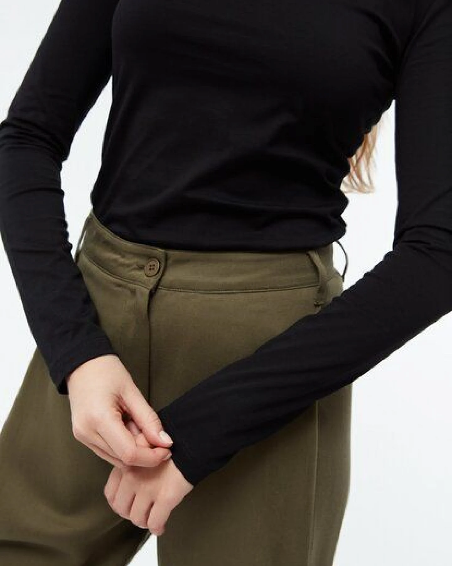 Givn Berlin Longsleeve GBVIDA aus Bio-Baumwolle mit Turtleneck – Ansicht 4