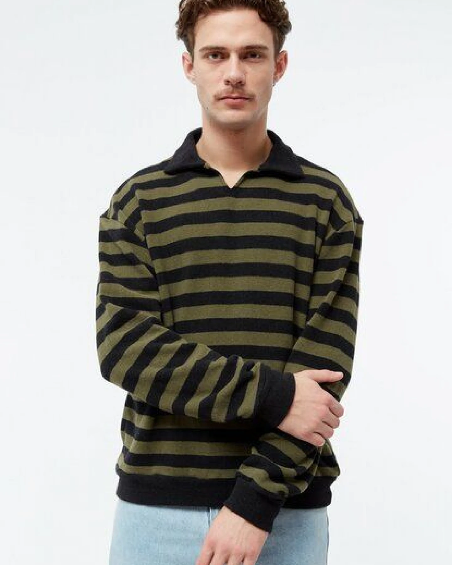 Givn Berlin Gestreifter Sweater GBBELA aus recycelter Baumwolle mit Kragen – Ansicht 2