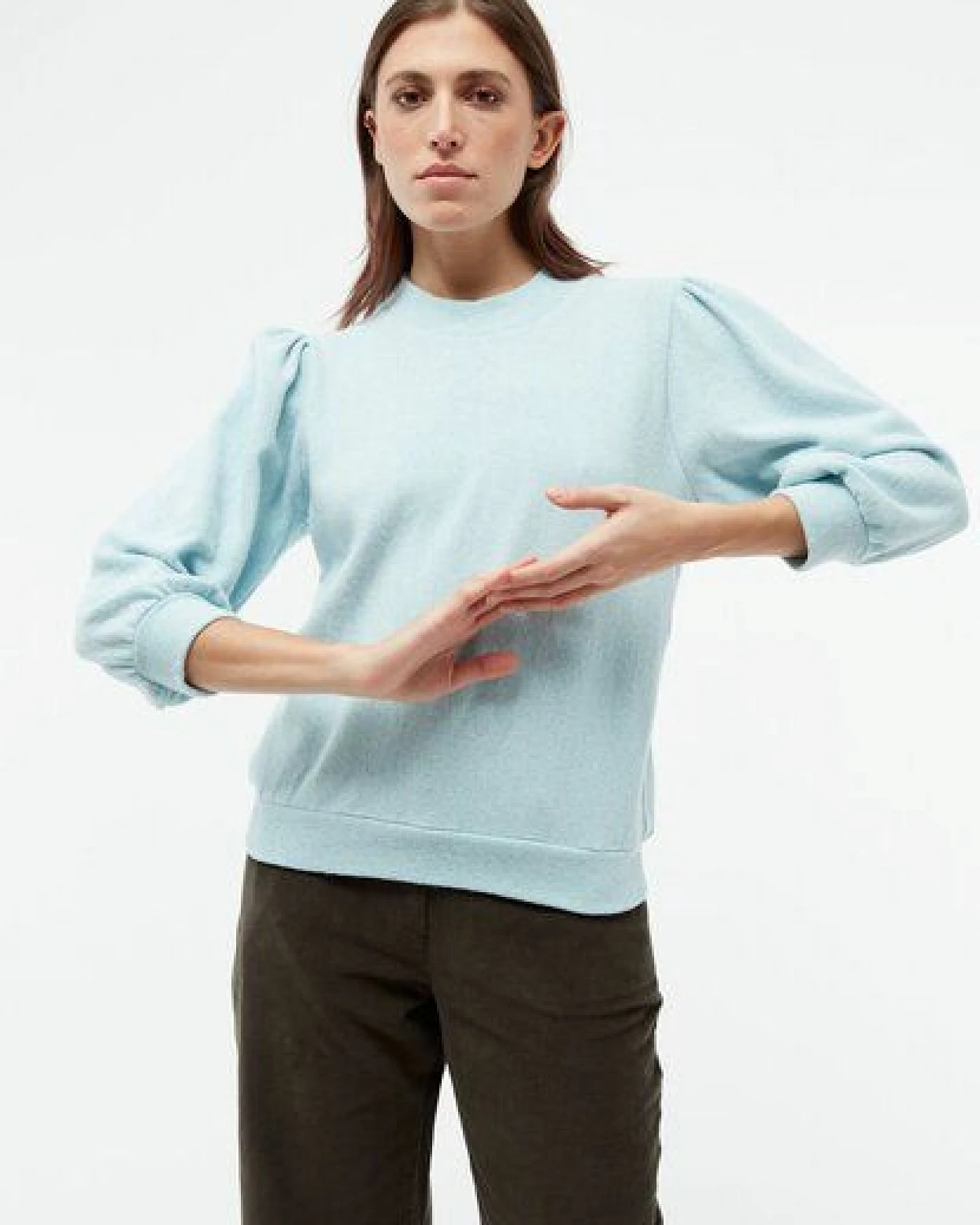 Givn Berlin Sweater GBCLOUDY aus recycelter Baumwolle mit Puffärmeln – Ansicht 2