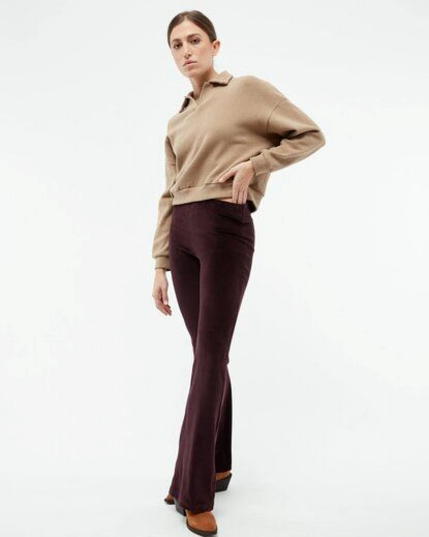Givn Berlin Sweater GBRESA aus recycelter Baumwolle mit Kragen – Ansicht 2