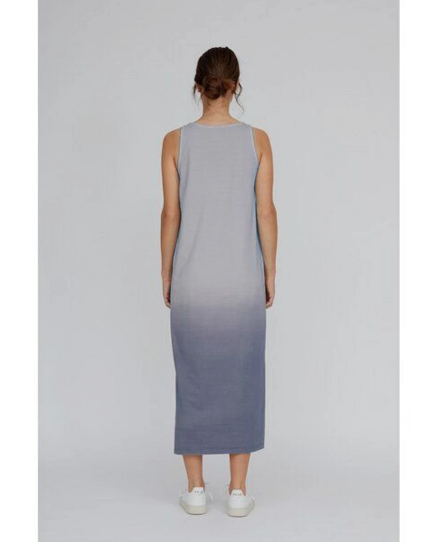 Basic Apparel Maxikleid REBEKKA DIP DYE aus Bio-Baumwolle – Ansicht 3