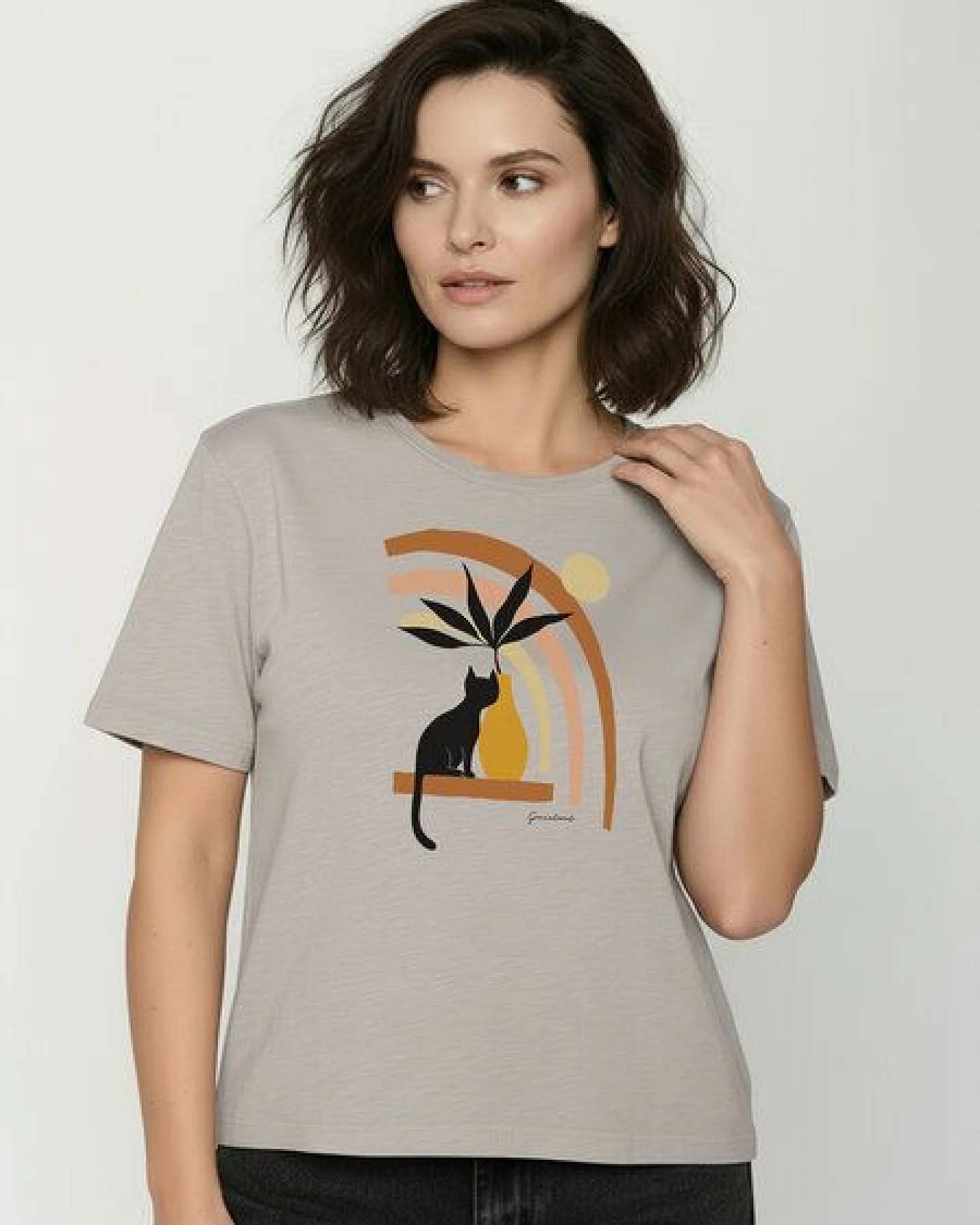 GREENBOMB Cat Vase Nova - Kastiges T-Shirt aus Bio-Baumwolle / hochwertiger Print / GOTS / Fair & Vegan – Ansicht 2