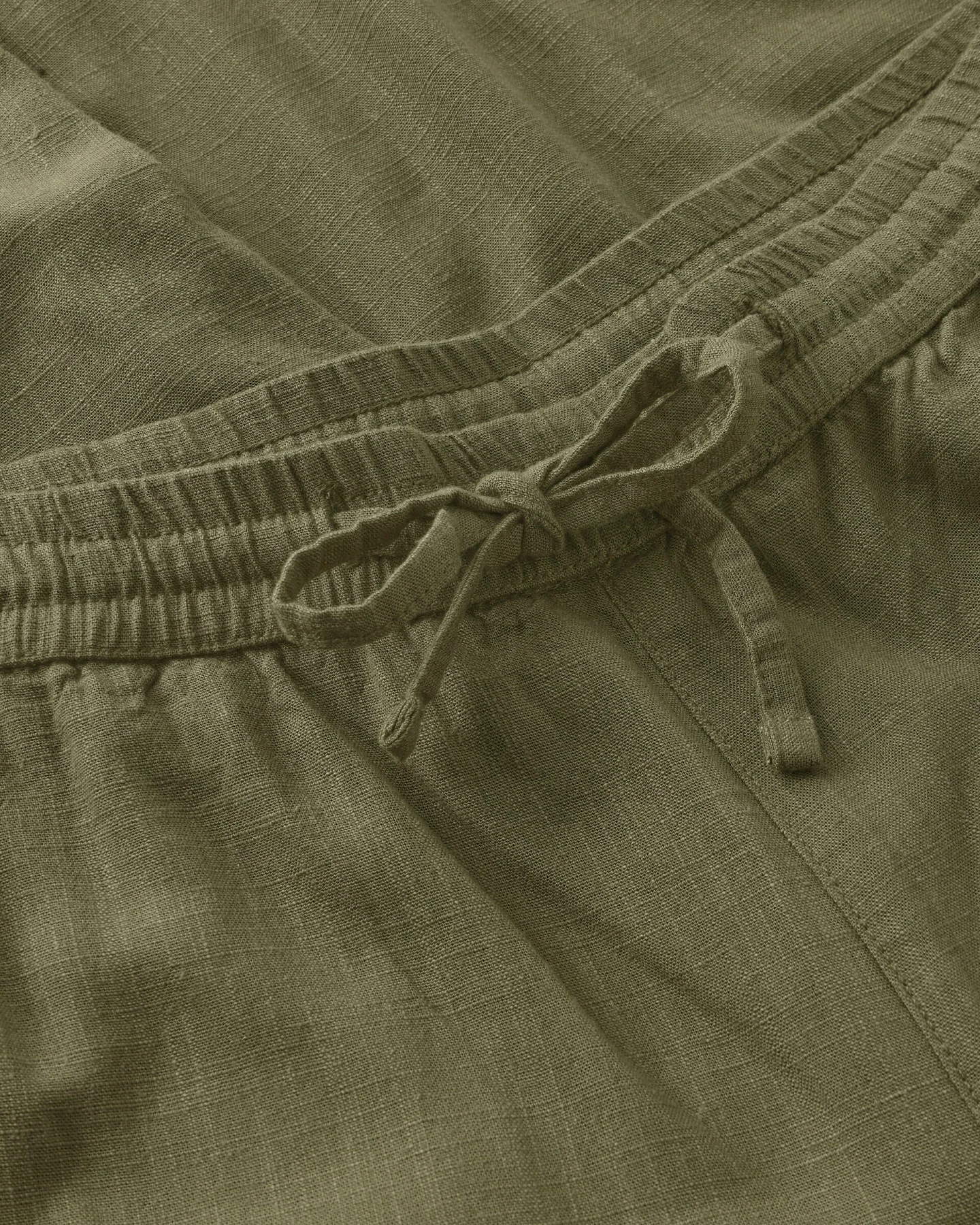 KnowledgeCotton Apparel Herren vegan Hose Tim Tapered Leinen Mix Gebrannte Olive – Ansicht 2