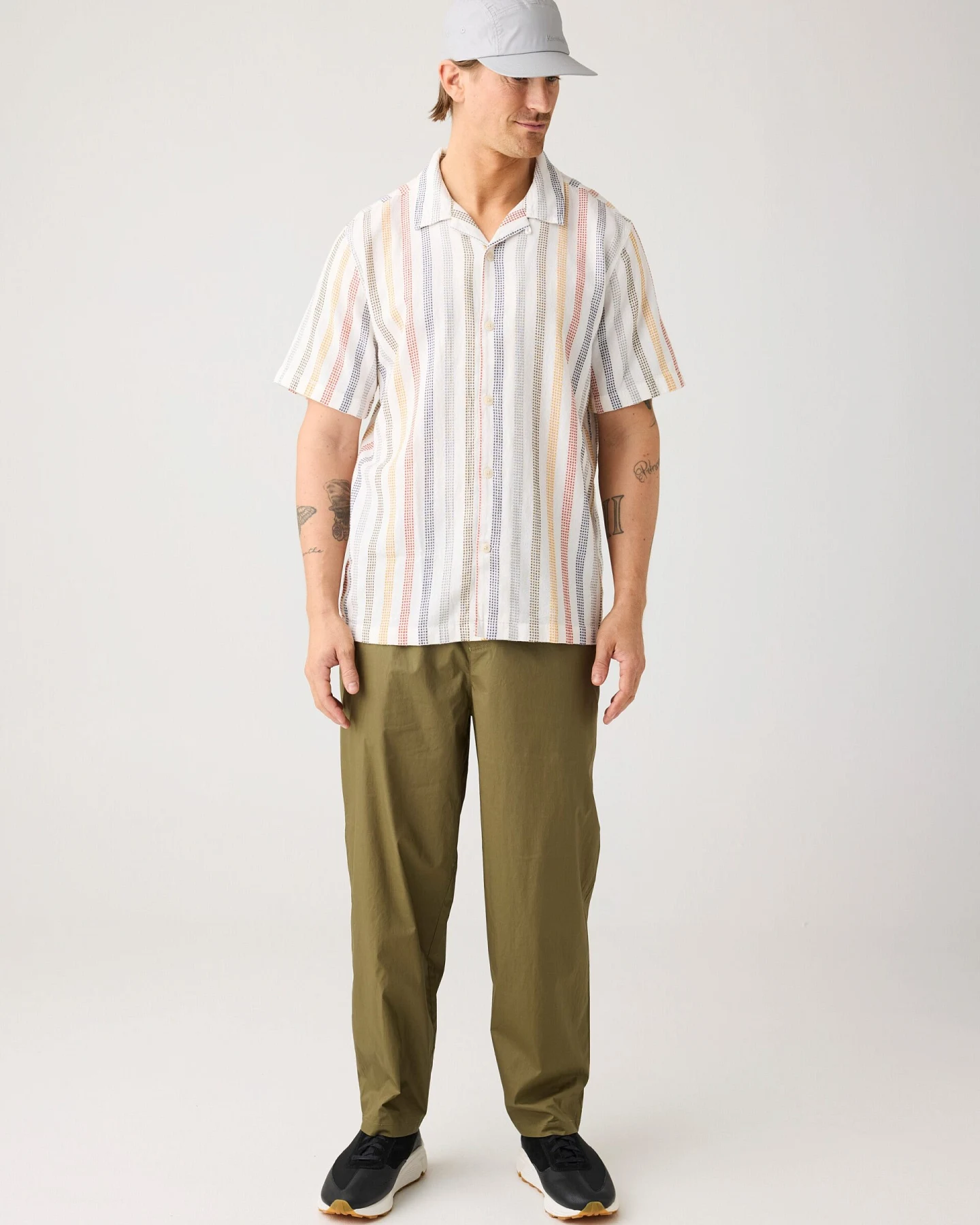 KnowledgeCotton Apparel Herren vegan Hose Storm Relaxed Vent Ripstop 90 Burned Olive – Ansicht 2