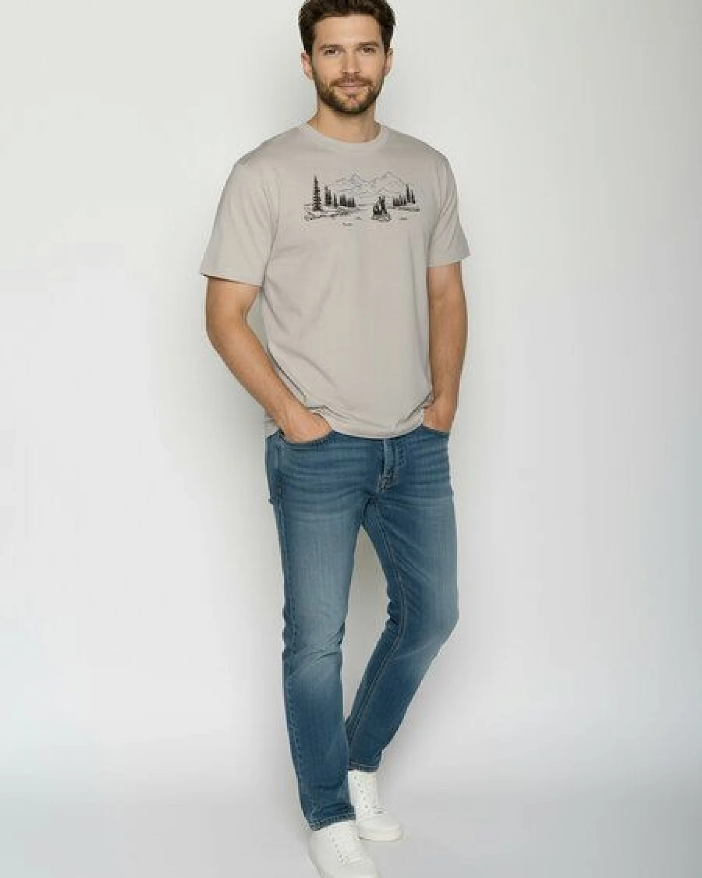 GREENBOMB Bear River Fusion - Lässiges Oversize-T-Shirt aus Bio-Baumwolle / hochwertiger Print / GOTS / Fair & Vegan – Ansicht 3