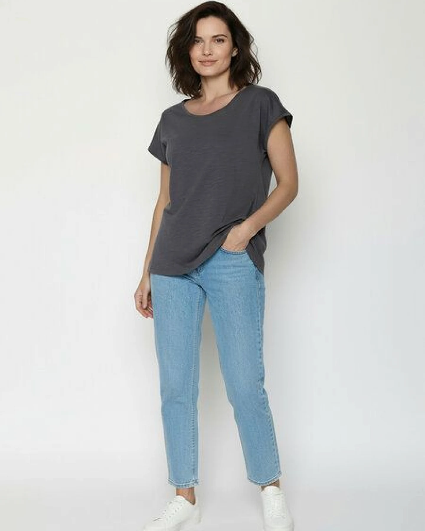 GREENBOMB Basic Cool - Lässiges T-Shirt aus Bio-Baumwolle / GOTS / Fair & Vegan – Ansicht 3