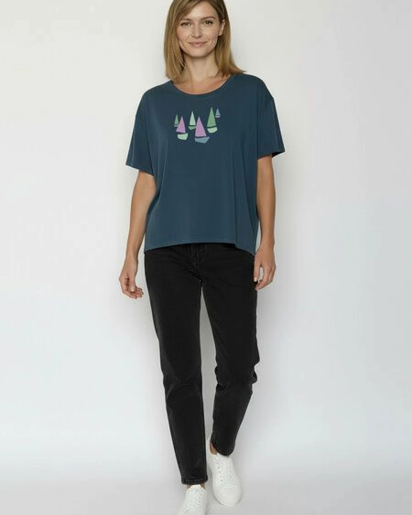 GREENBOMB Fleet Feel - Lässiges T-Shirt aus Bio-Baumwoll-Mix / hochwertiger Print / GOTS / Fair & Vegan – Ansicht 3