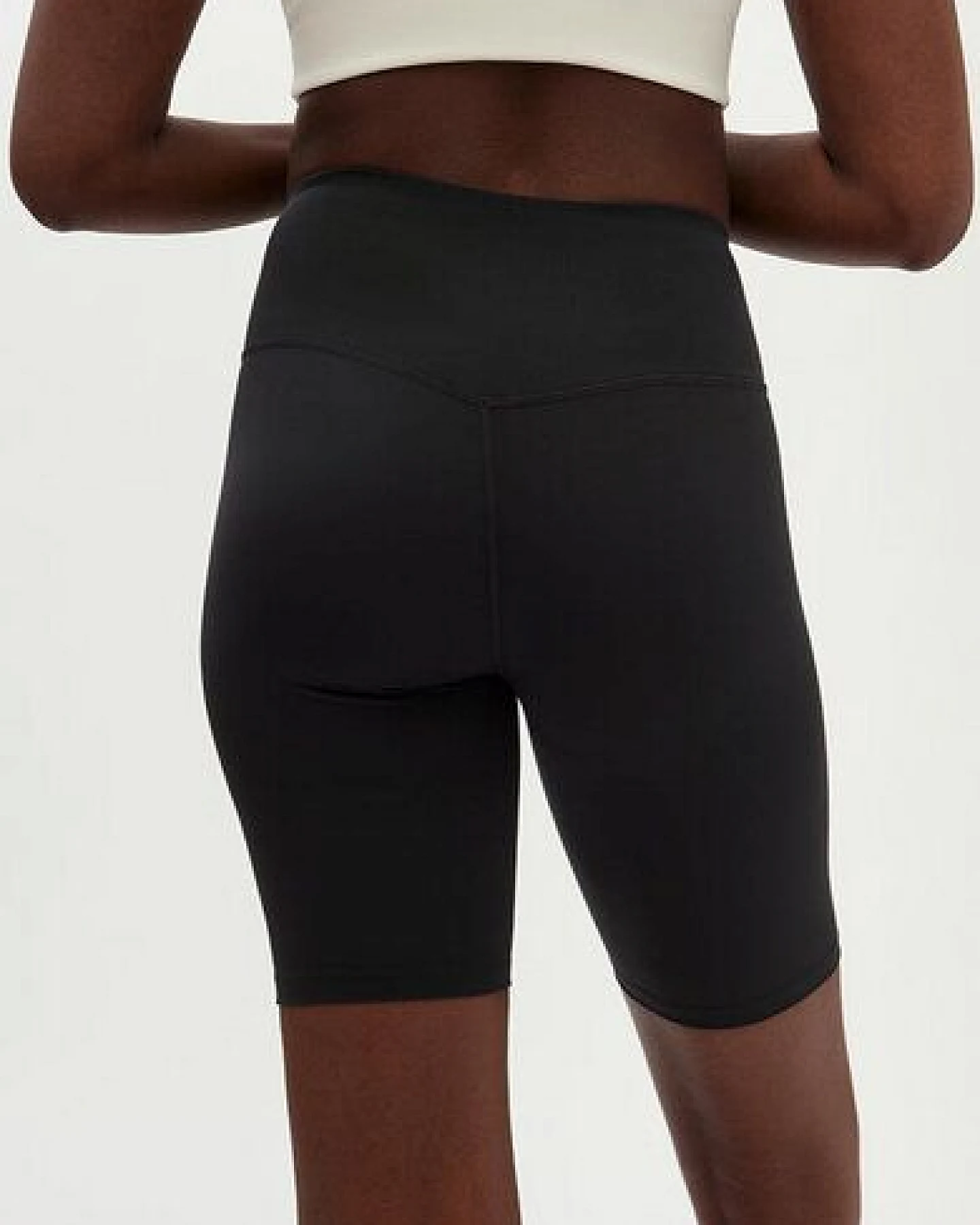 Girlfriend Collective Damen Bike Shorts Schwarz mit hohem Bund „Float" recycelt – Ansicht 3