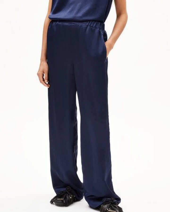 ARMEDANGELS JONVAALIE NIALAA Damen Webhose aus Naia Renew