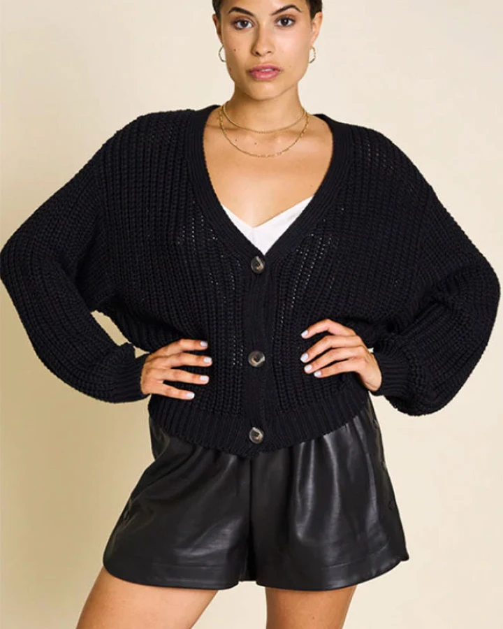 JAN 'N JUNE Damen vegan Strickjacke Lena Schwarz