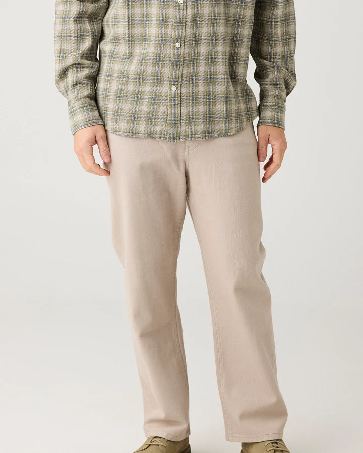 KnowledgeCotton Apparel Herren vegan Jeans Flint Wide Twill Light Feather Gray