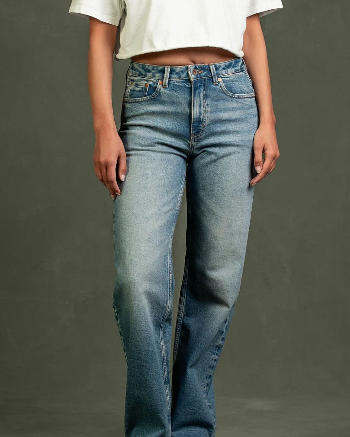 Kuyichi Damen vegan Jeans Izabella Straight Smoked Indigo