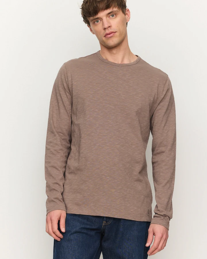Recolution Herren vegan Langarm-Shirt Maca Vintage Braun