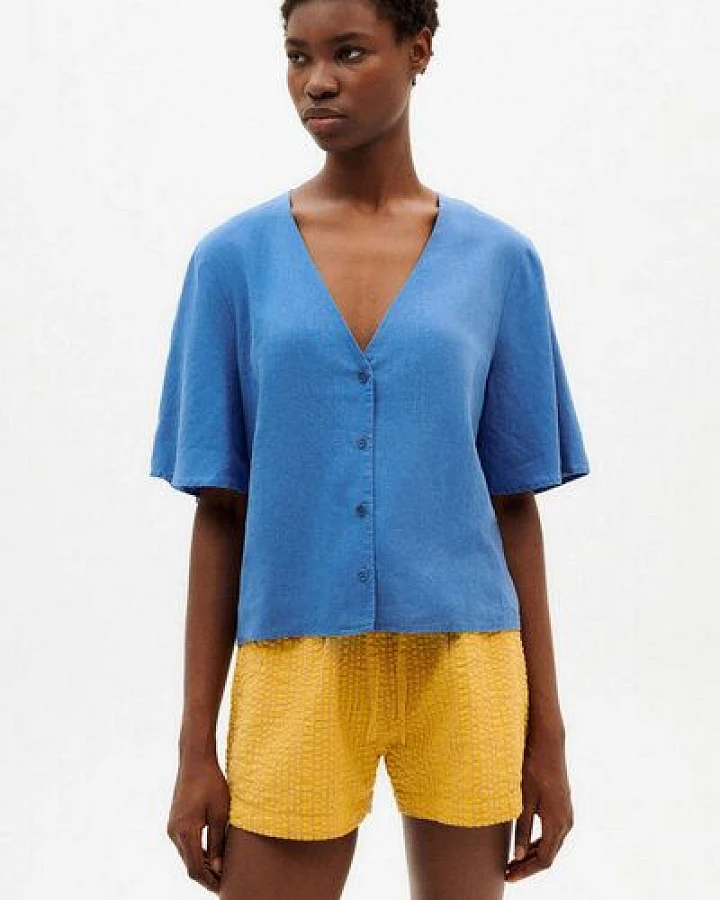 Blau