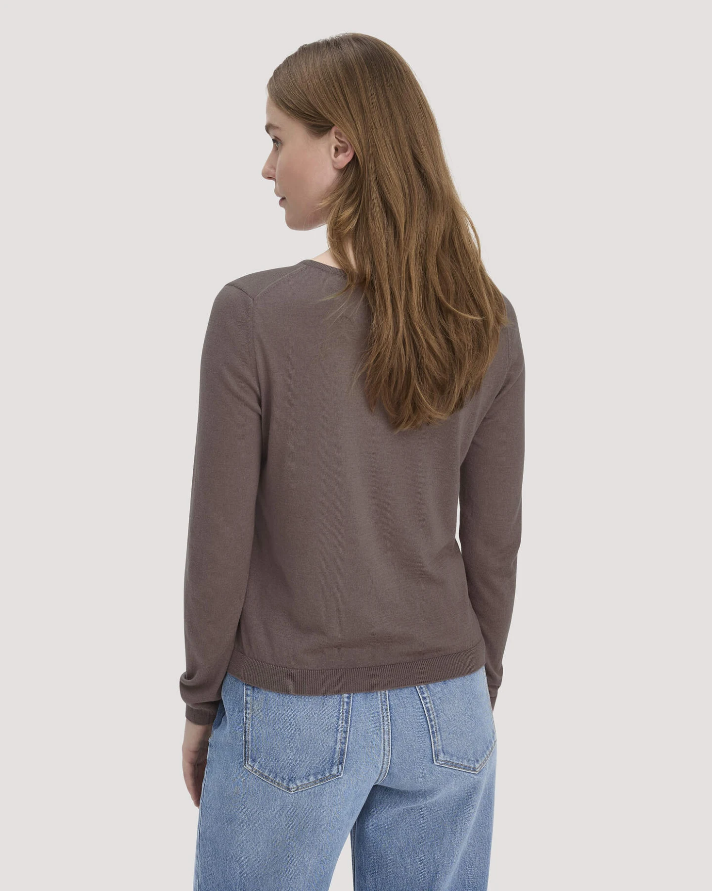 hessnatur Damen Strickjacke Regular aus TENCEL™ Lyocell mit Bio-Baumwolle - braun - Größe S – Ansicht 3