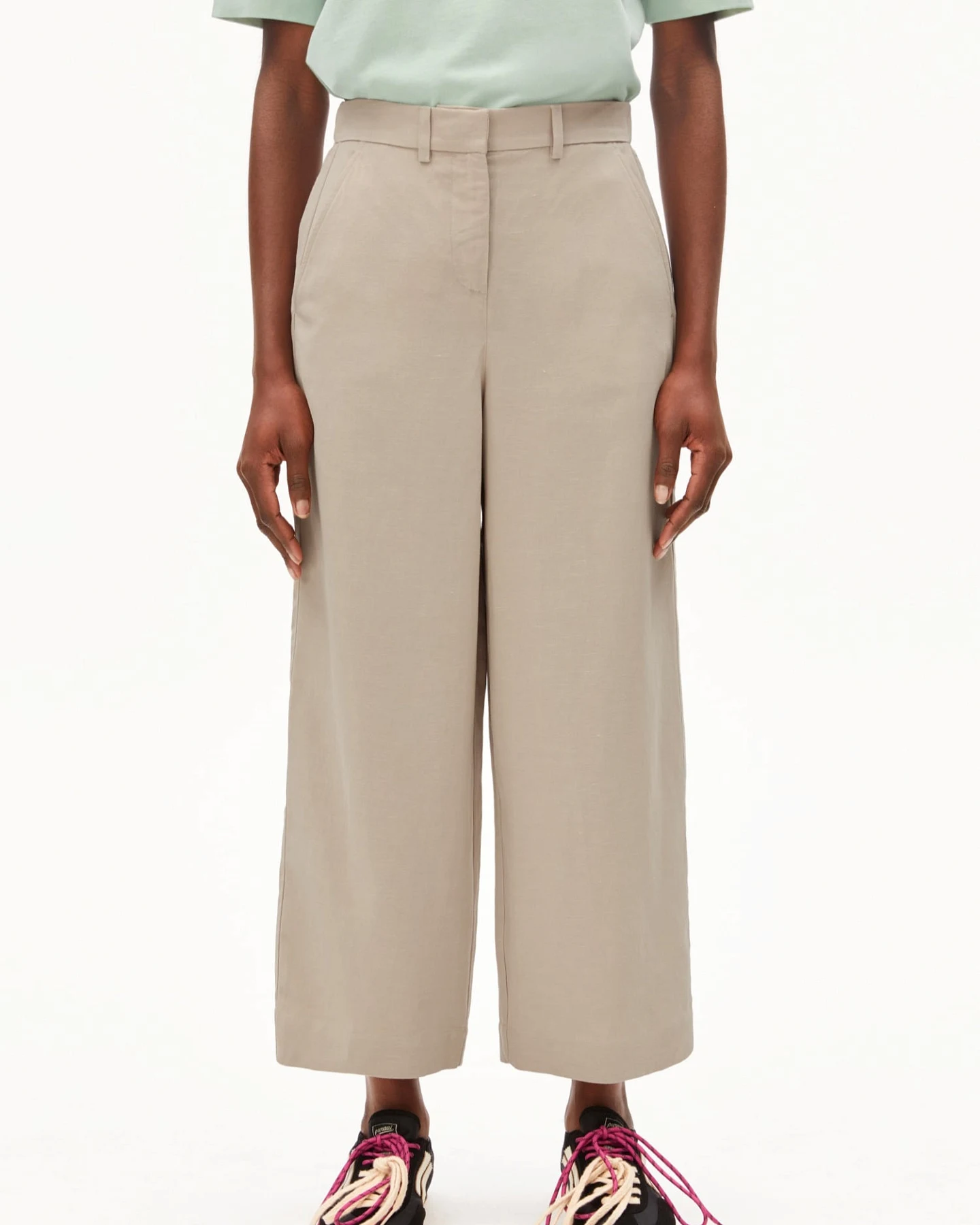 ARMEDANGELS Hose CAARUNUS LINO – Ansicht 2