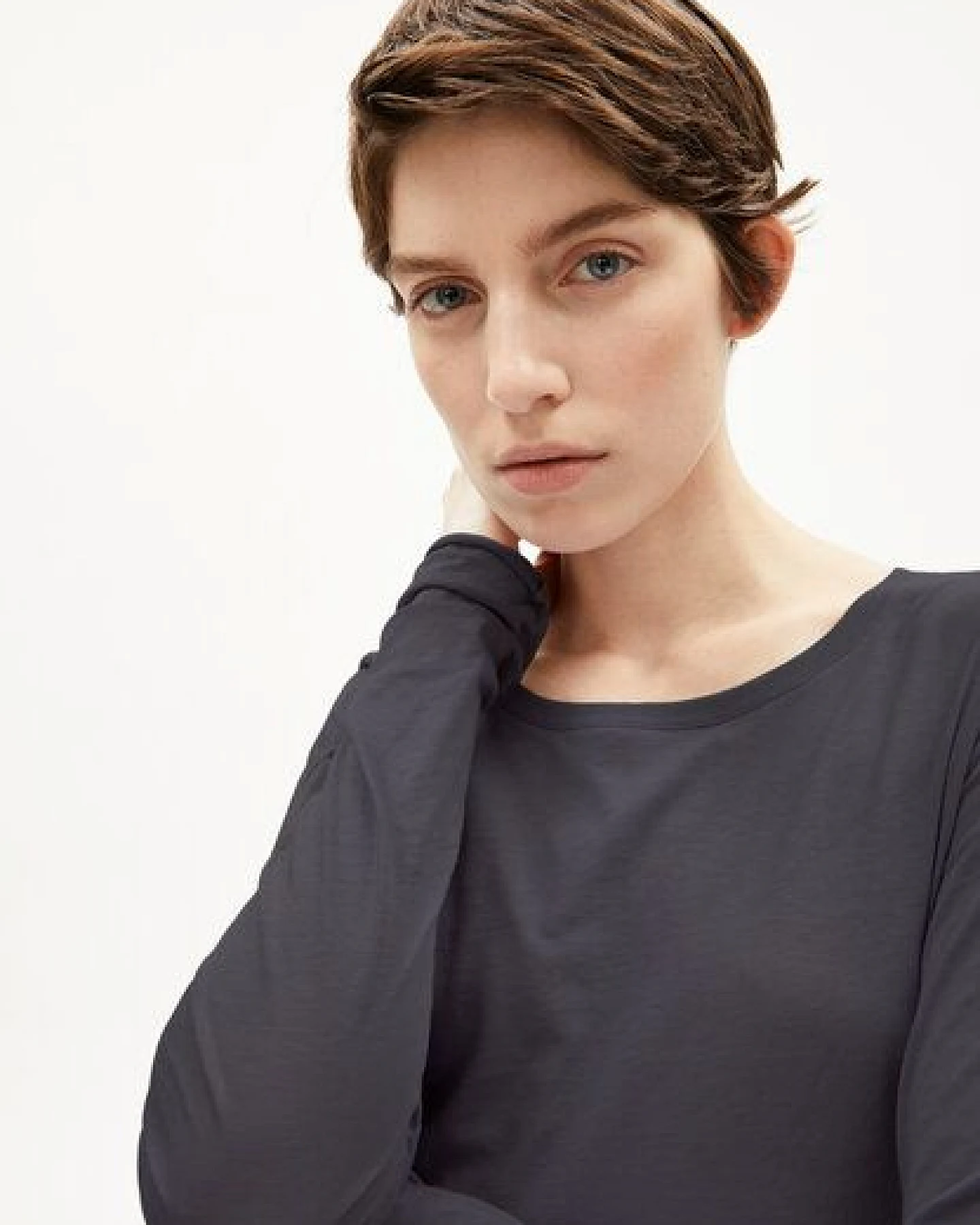 ARMEDANGELS EINIAARA SOFT Damen Longsleeve aus Bio-Baumwolle – Ansicht 3