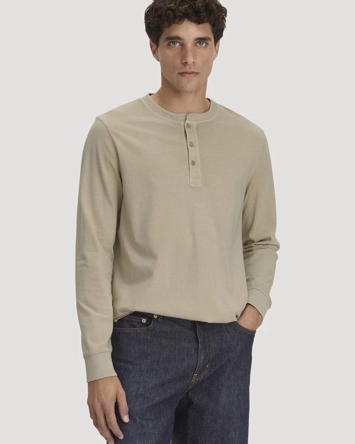 hessnatur Herren Henley Longsleeve Relaxed aus Bio-Baumwolle - beige - Größe 46