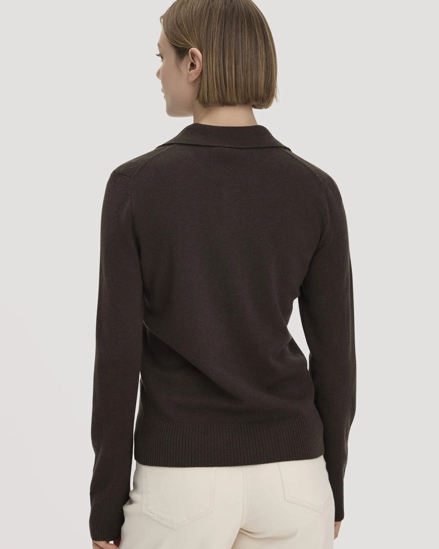 hessnatur Damen Polo-Pullover Regular aus Bio-Schurwolle mit Cahsmere - braun - Größe S – Ansicht 3