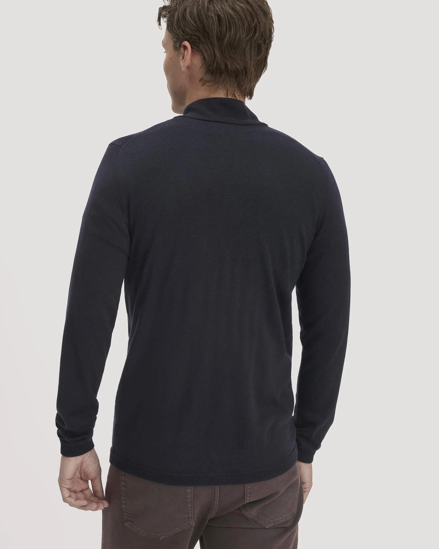 hessnatur Herren Strickjacke Regular aus Bio-Merinowolle - blau - Größe M – Ansicht 3