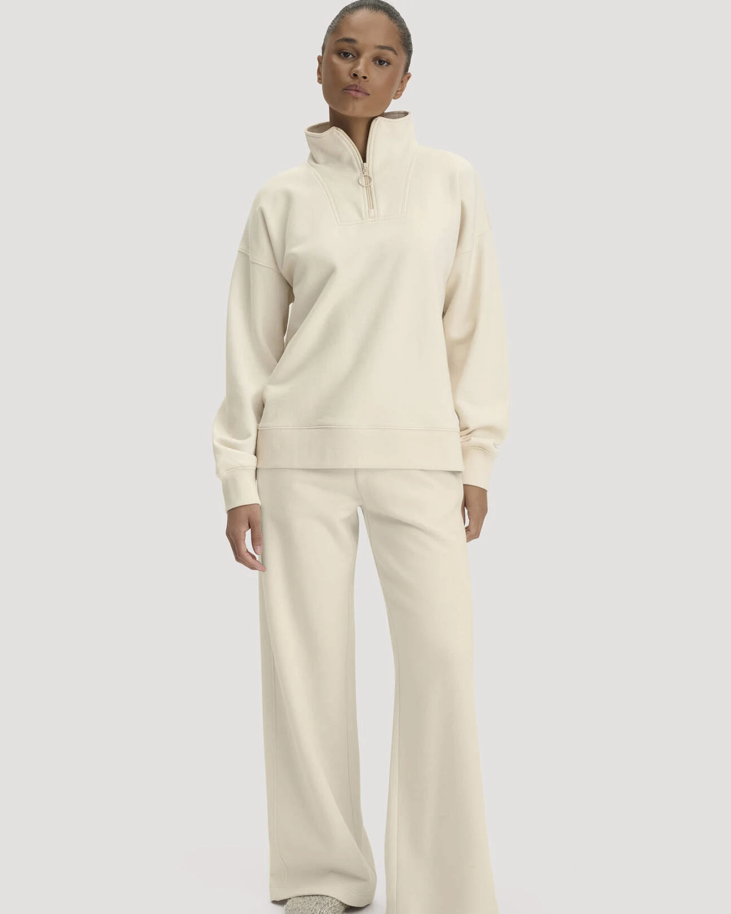 hessnatur Damen Troyer-Sweatshirt Oversize aus Bio-Baumwolle mit recycelter Baumwolle - natur - Größe L – Ansicht 2