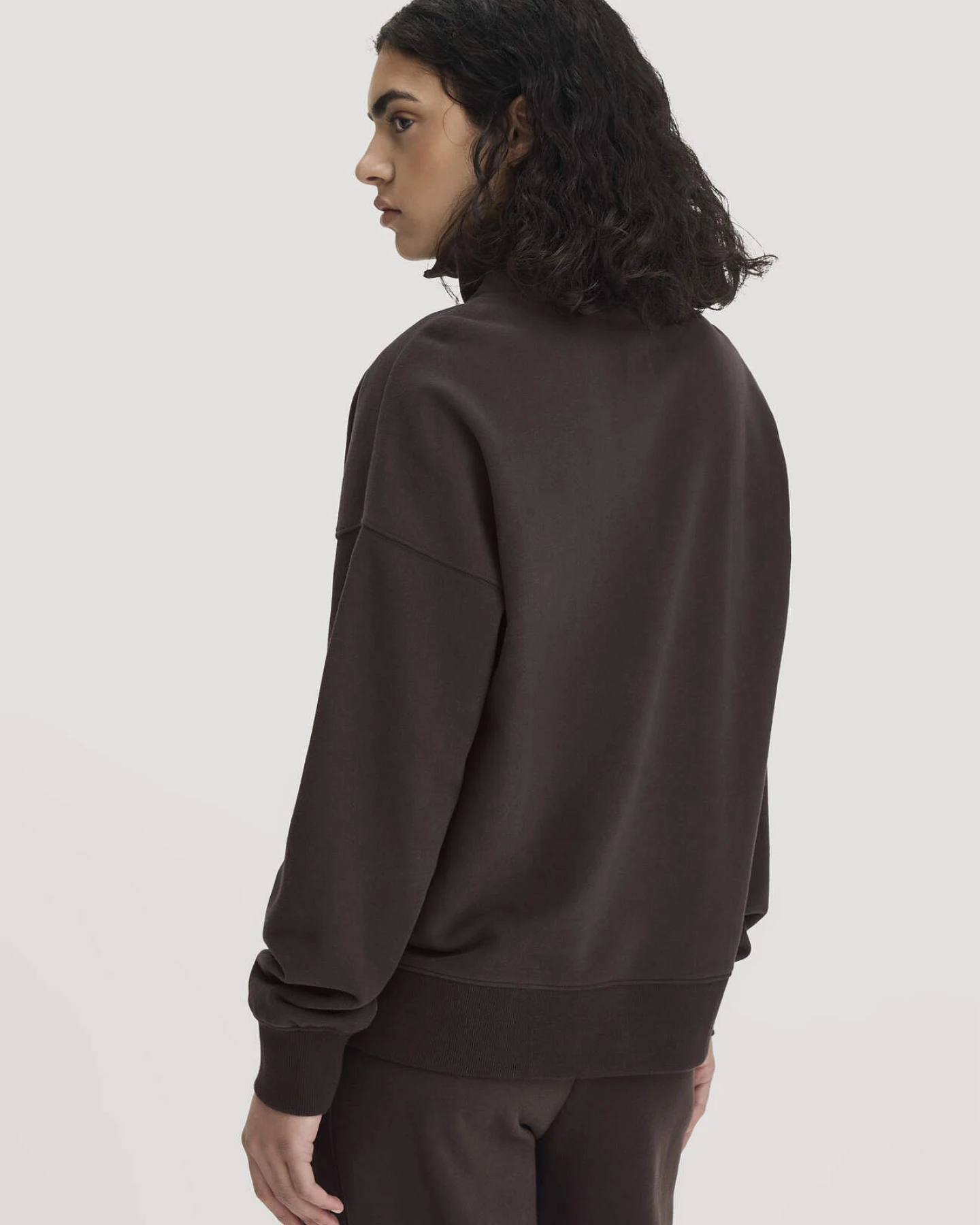 hessnatur Damen Troyer-Sweatshirt Oversize aus Bio-Baumwolle mit recycelter Baumwolle - braun - Größe S – Ansicht 3